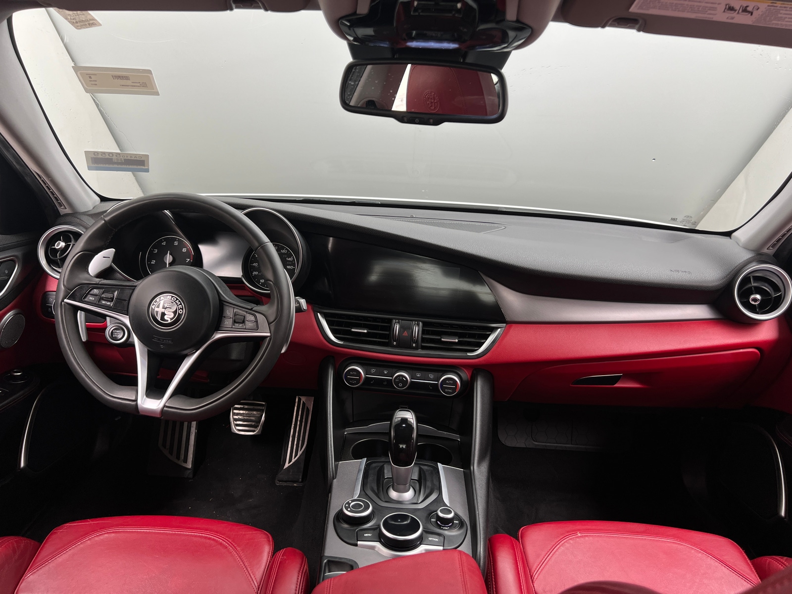 Thumbnail: 2017 Alfa Romeo Giulia - 2