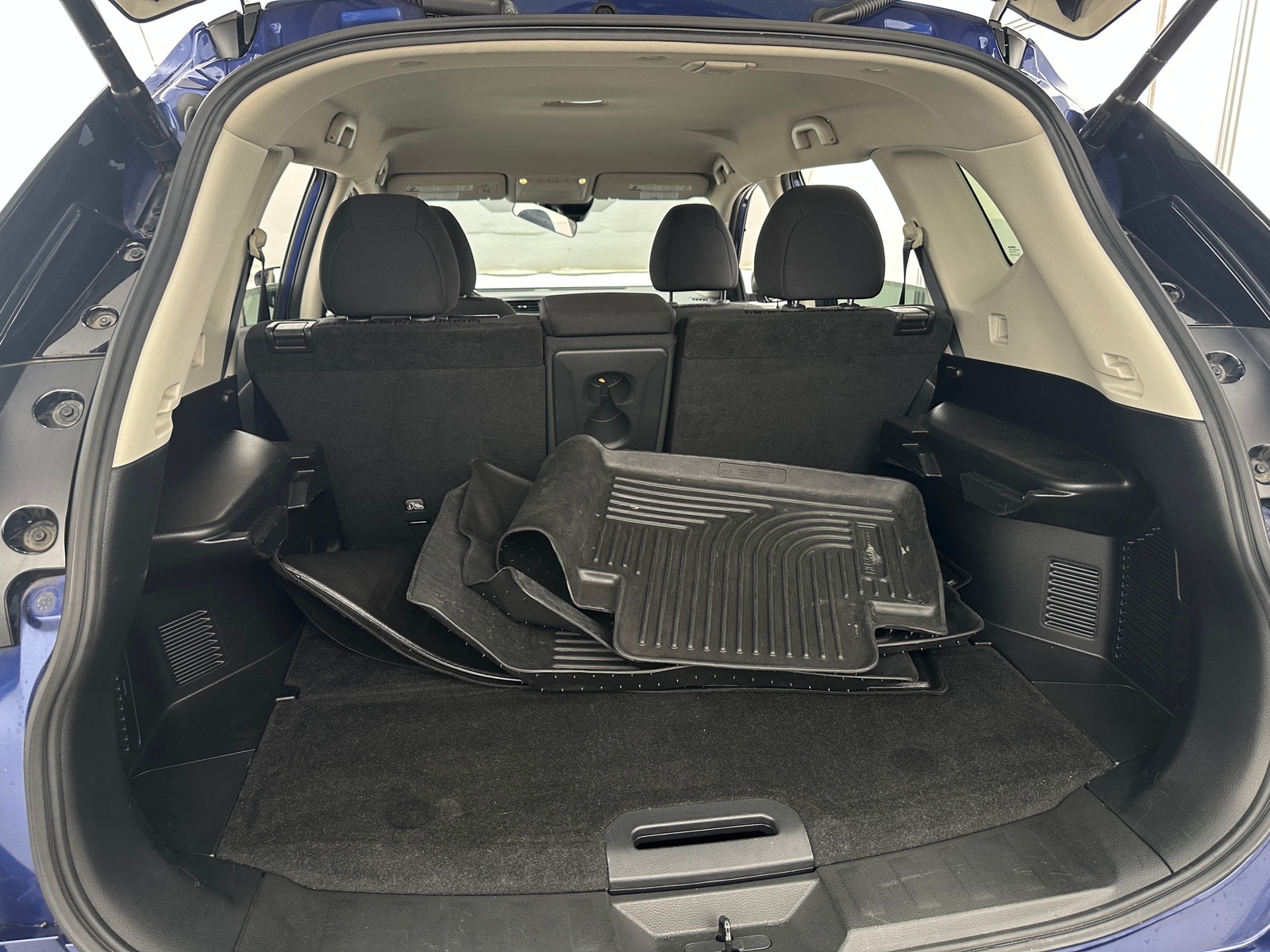 Thumbnail: 2020 Nissan Rogue - 7