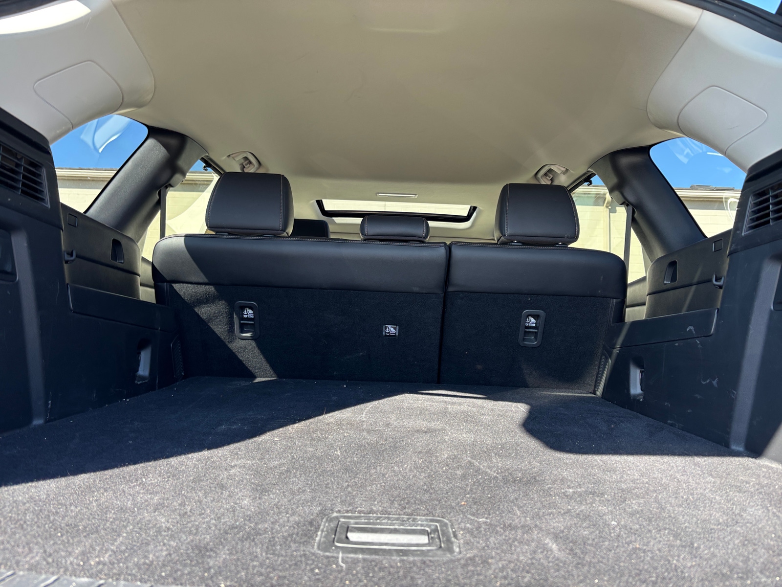 Thumbnail: 2025 Mazda CX-70 - 6