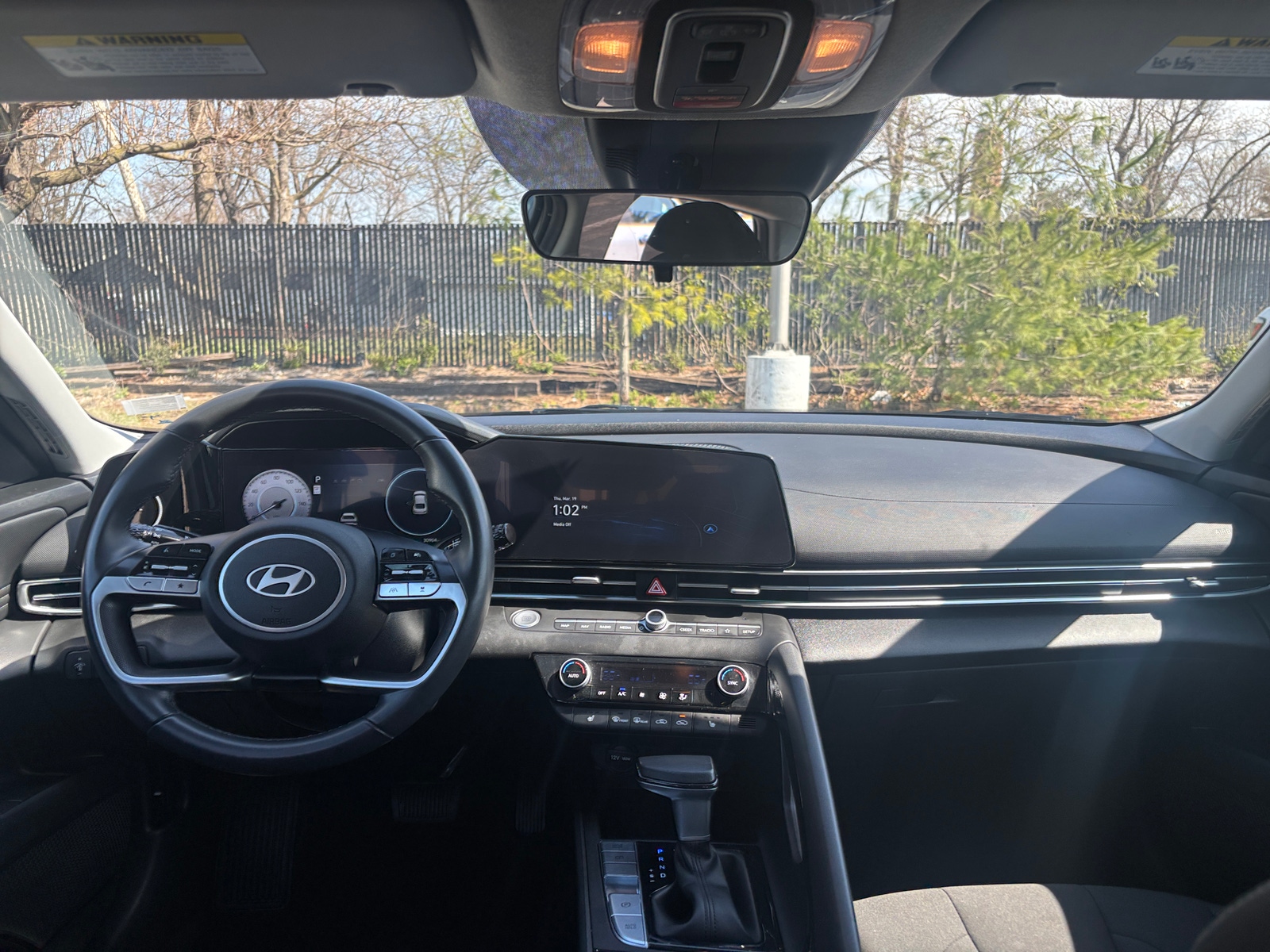 Thumbnail: 2025 Hyundai Elantra - 3