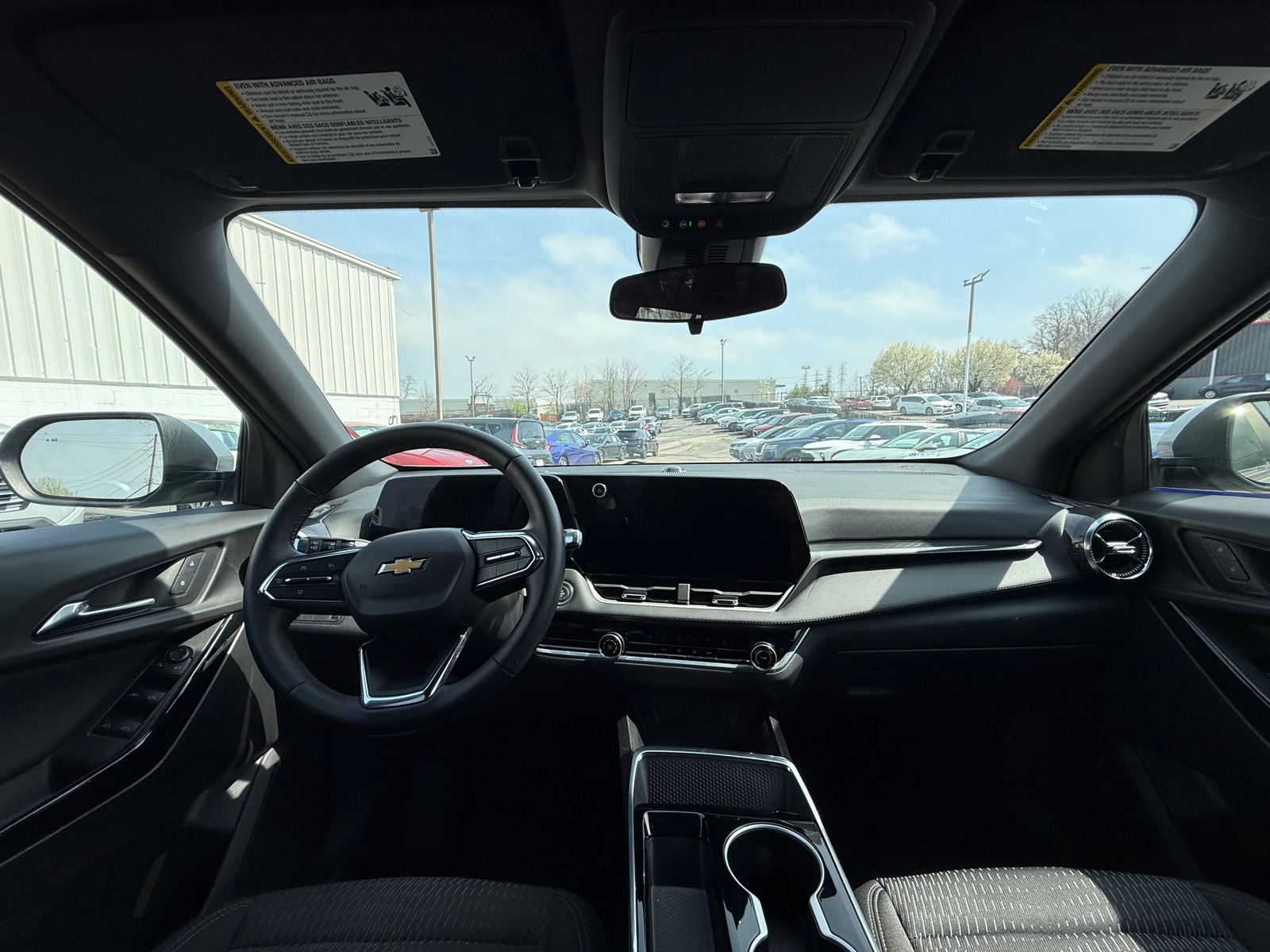 Thumbnail: 2025 Chevrolet Equinox - 3