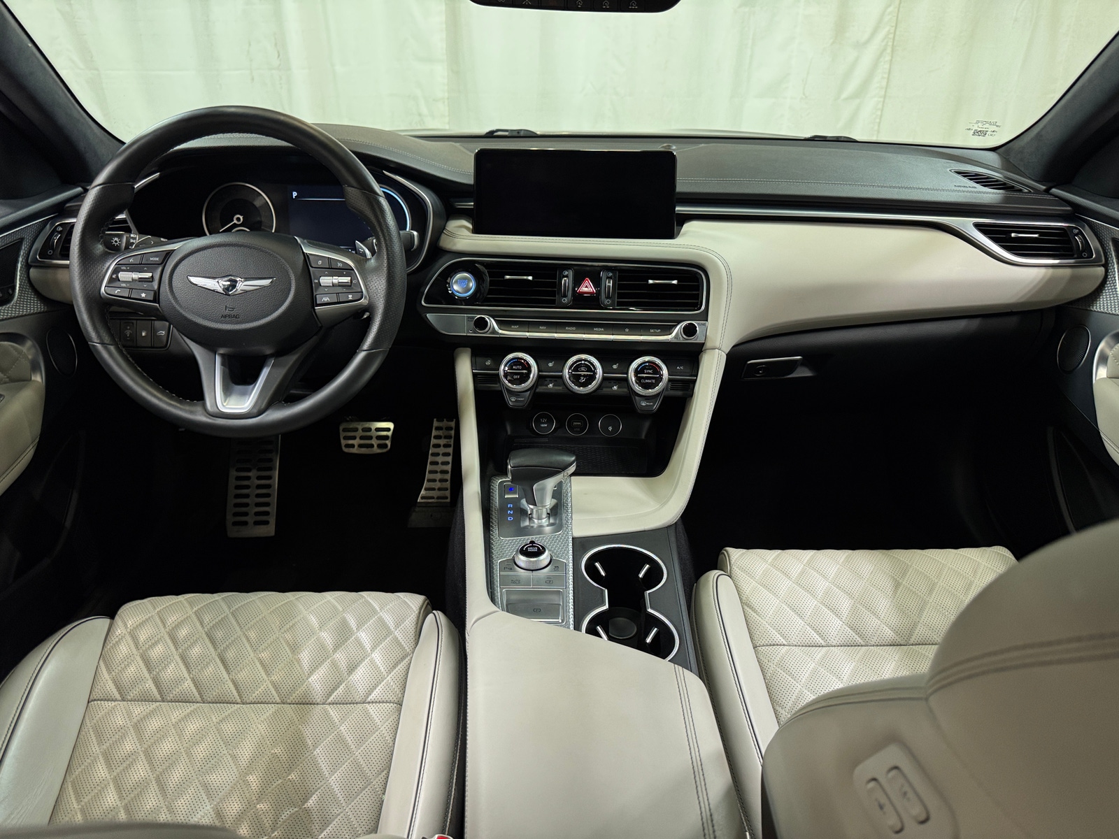 Thumbnail: 2022 Genesis G70 - 2