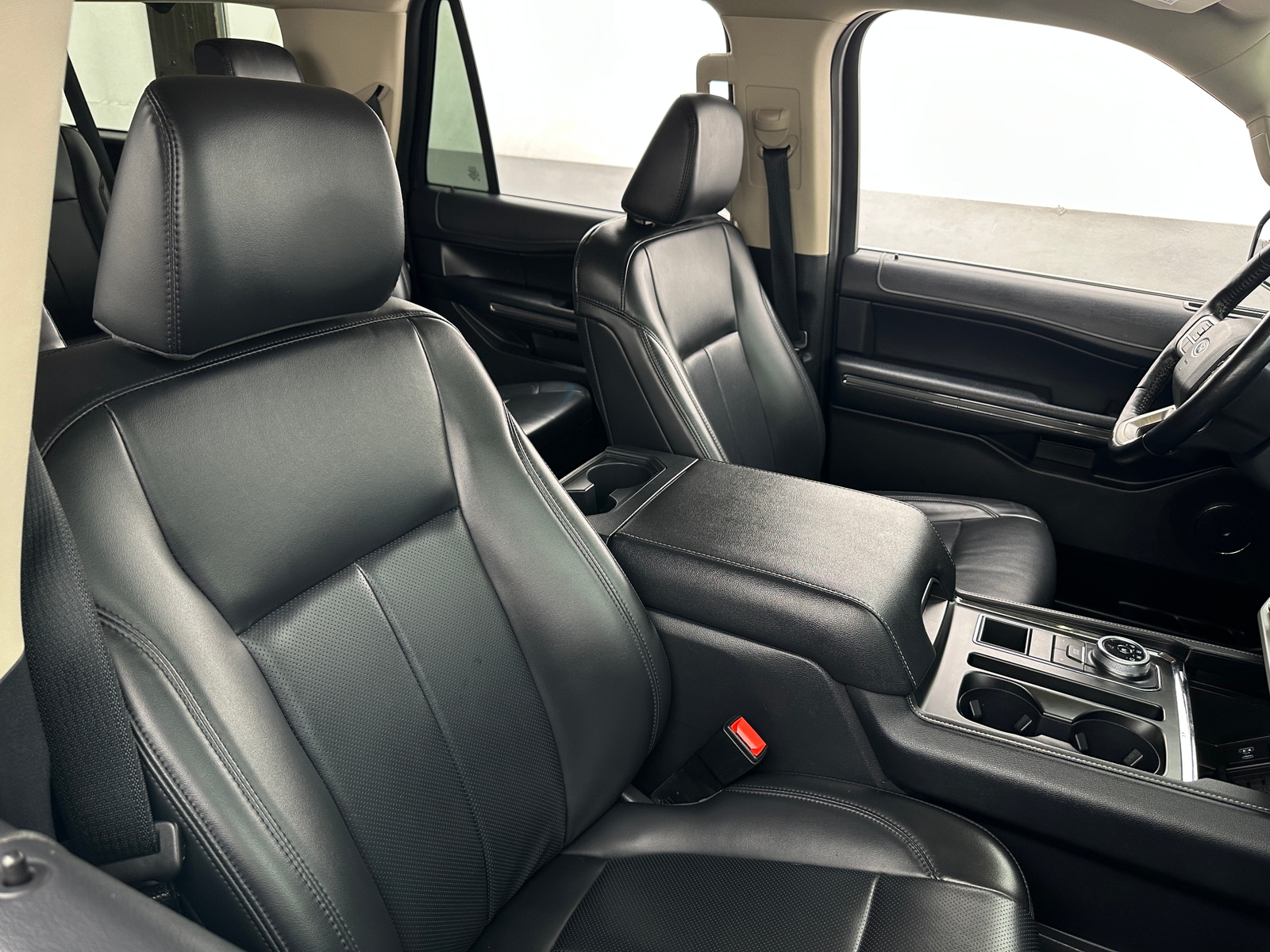 Thumbnail: 2023 Ford Expedition MAX - 2