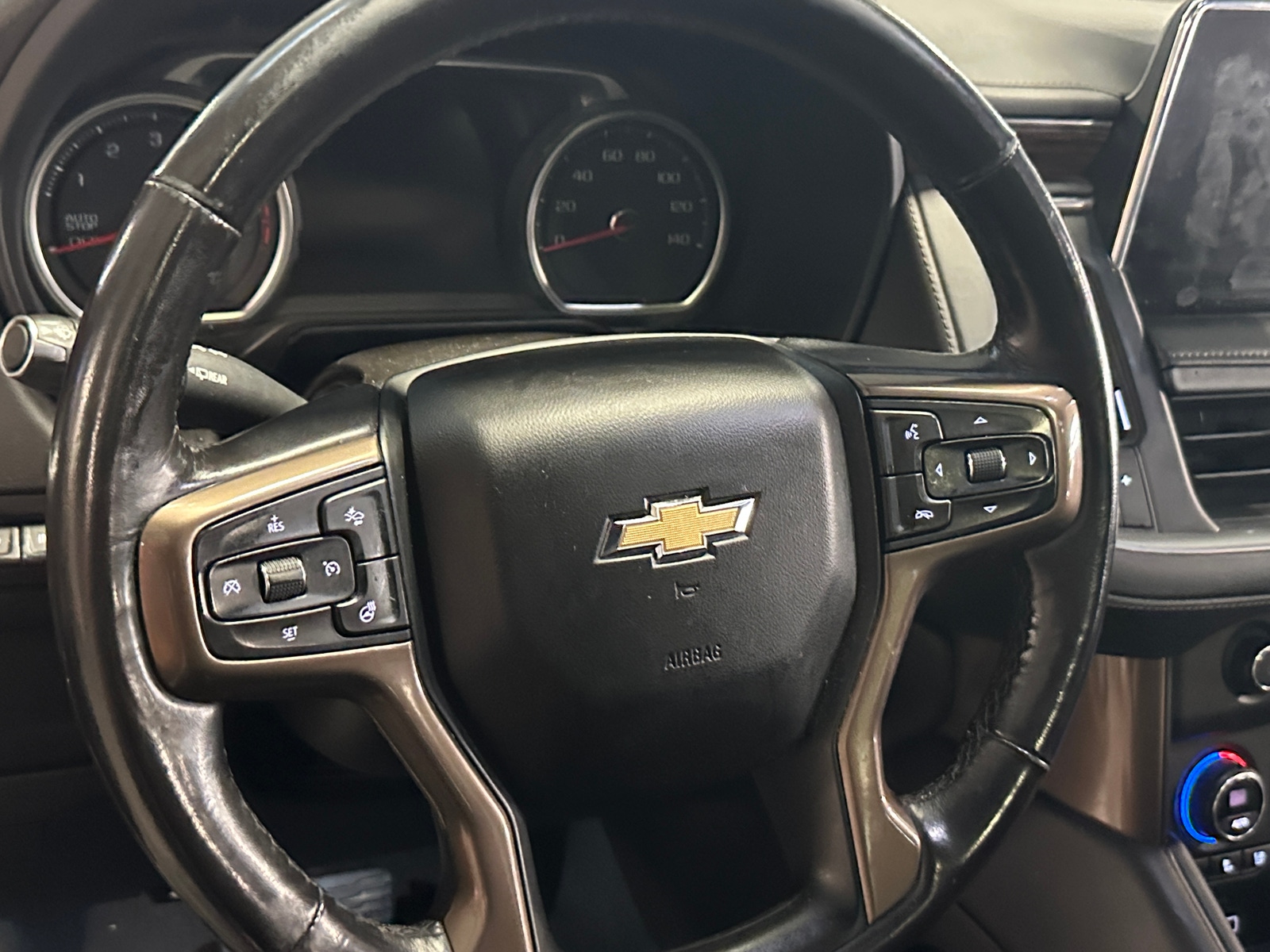 Thumbnail: 2021 Chevrolet Suburban - 4