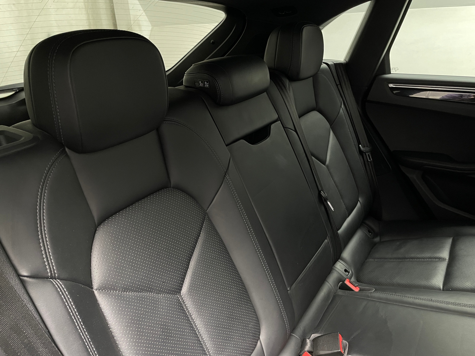 Thumbnail: 2018 Porsche Macan - 5