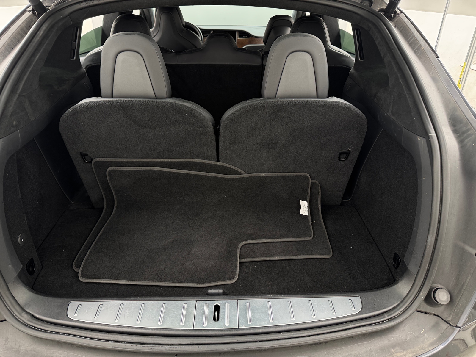 Thumbnail: 2019 Tesla Model X - 6