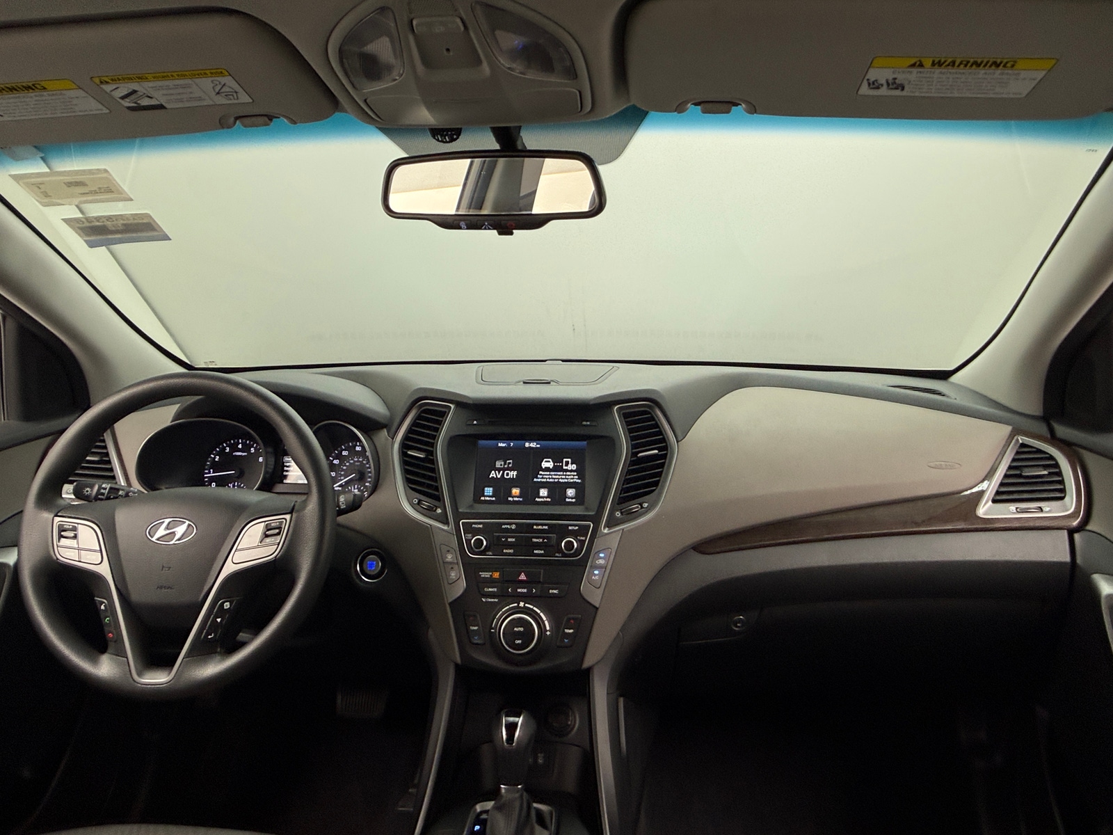 Thumbnail: 2018 Hyundai Santa Fe - 3