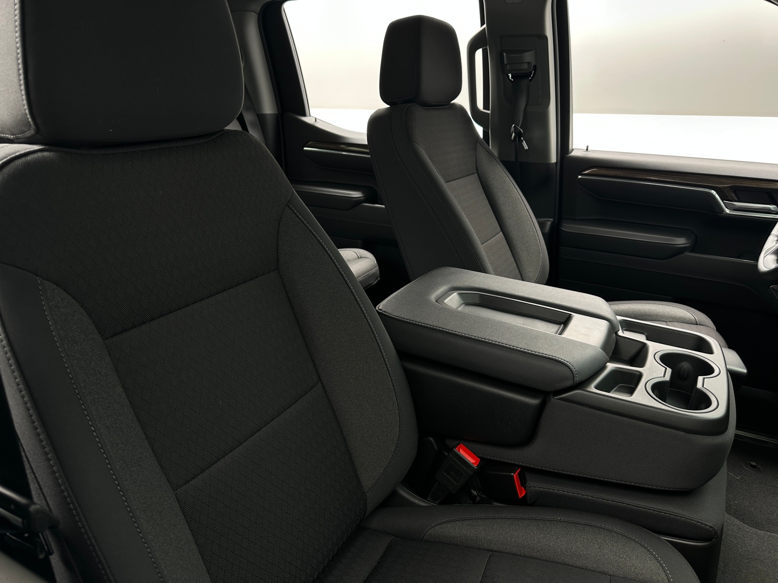 Thumbnail: 2025 Chevrolet Silverado 1500 - 2