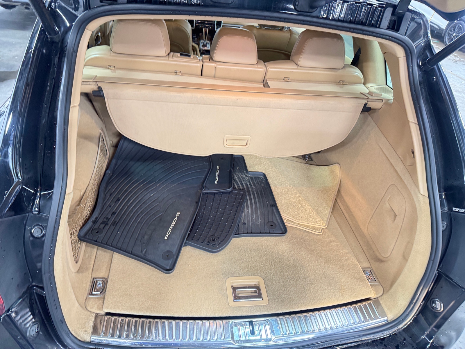 Thumbnail: 2013 Porsche Cayenne - 6