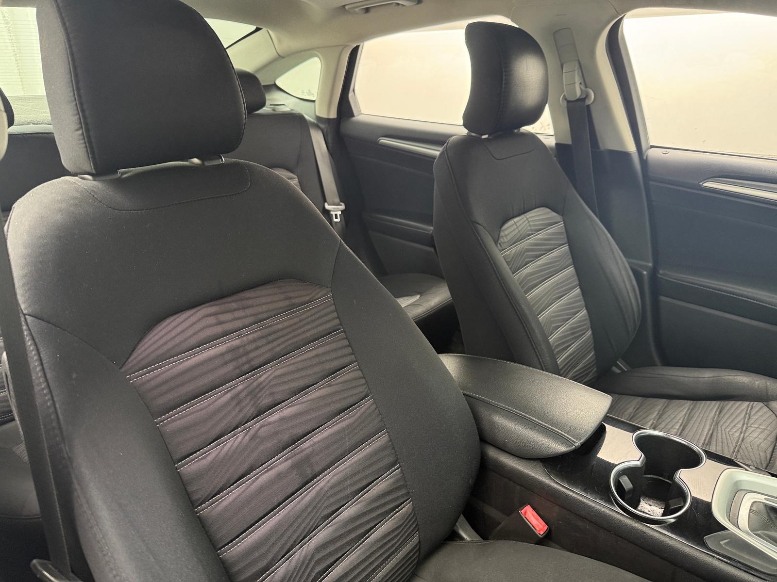 Thumbnail: 2016 Ford Fusion - 2