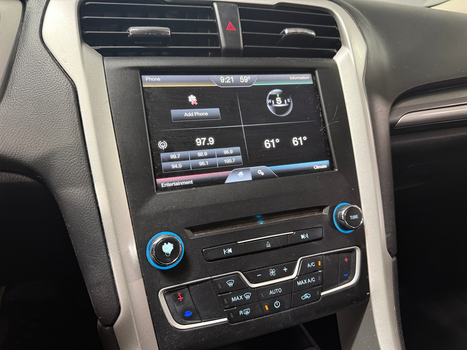 Thumbnail: 2016 Ford Fusion - 4