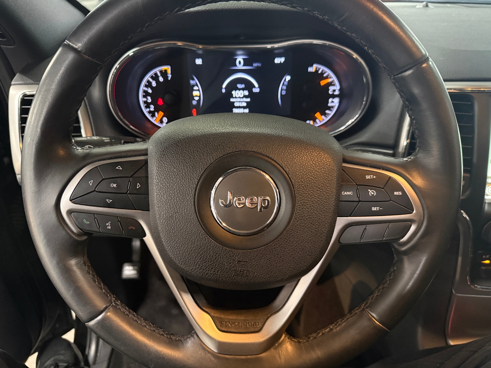 Thumbnail: 2018 Jeep Grand Cherokee - 5