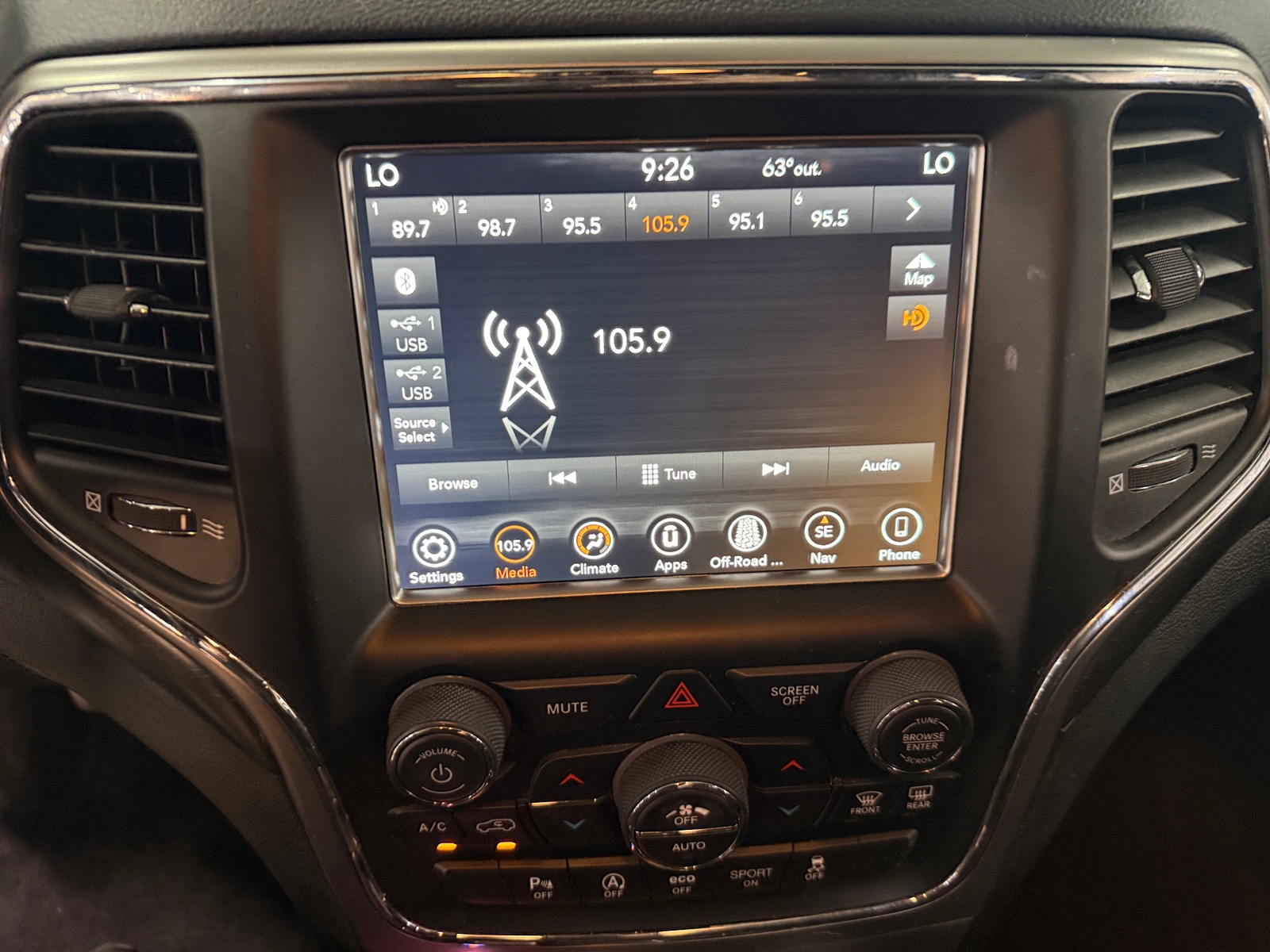 Thumbnail: 2018 Jeep Grand Cherokee - 4