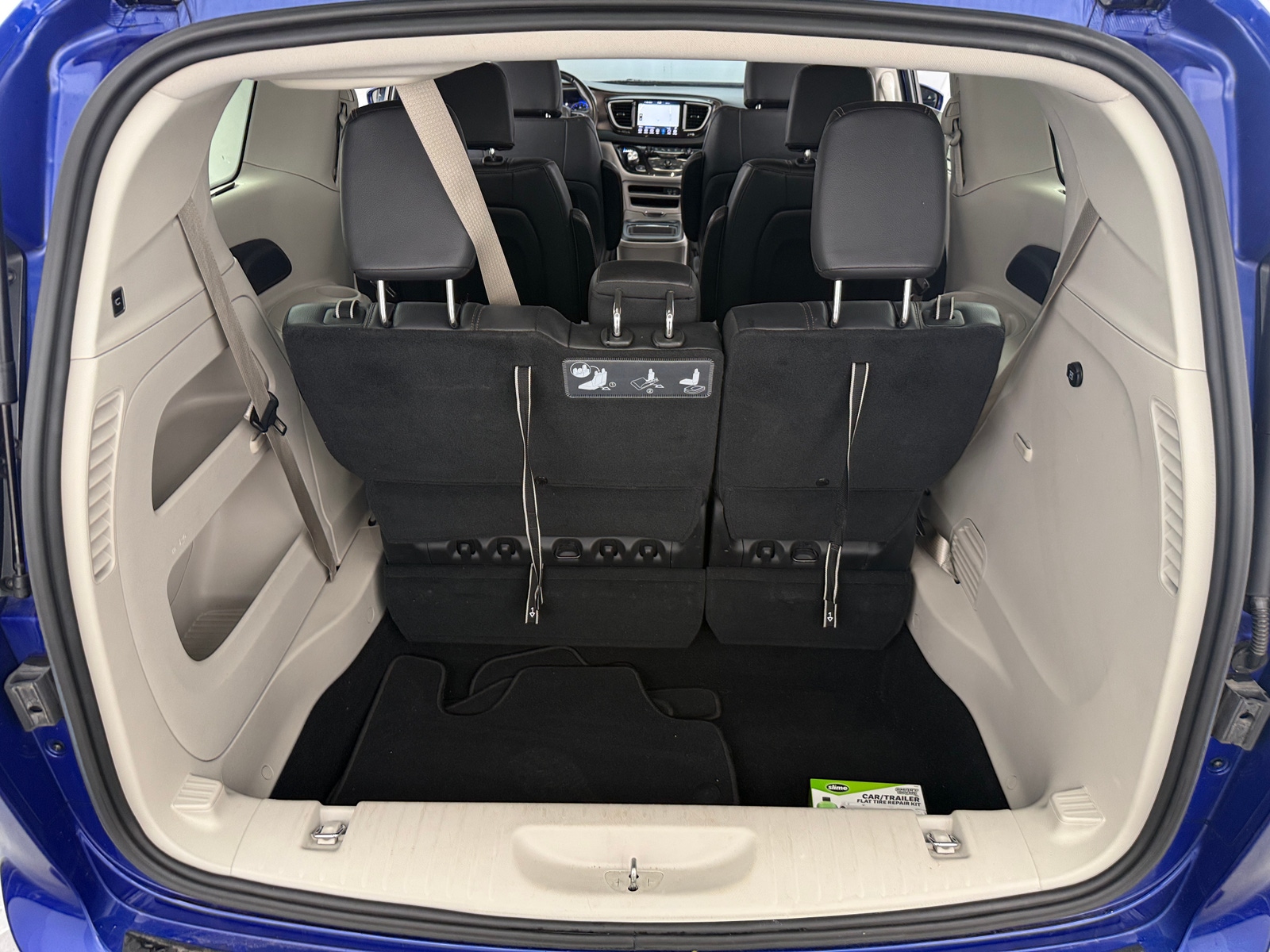 Thumbnail: 2019 Chrysler Pacifica - 6