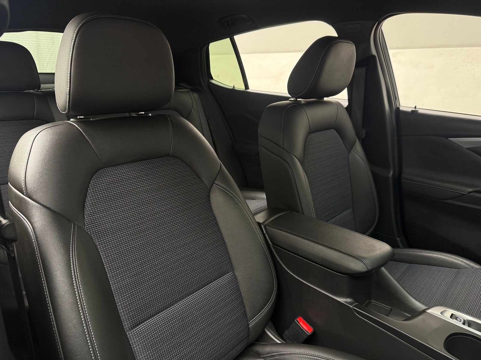 Thumbnail: 2025 Buick Envista - 2