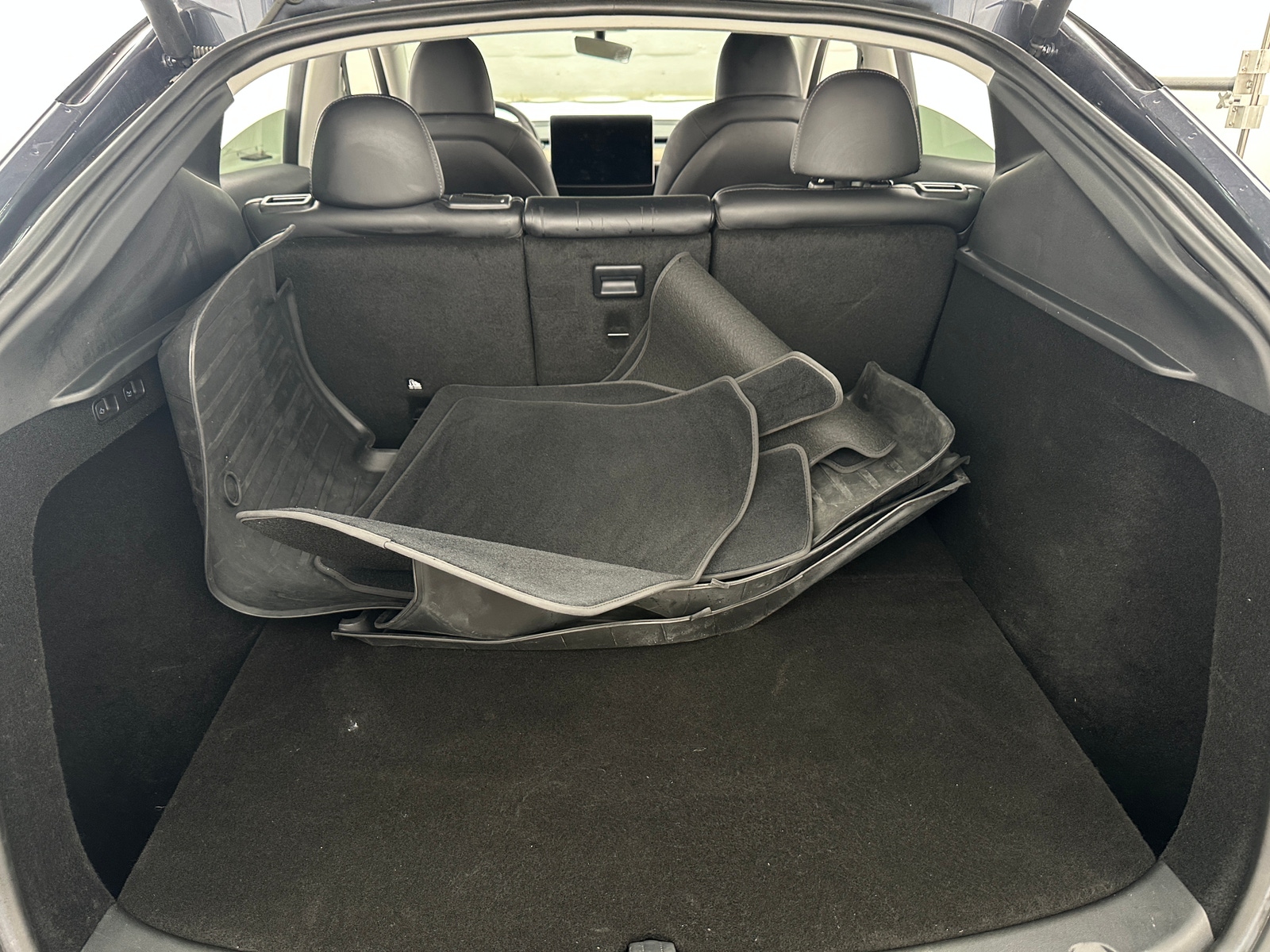 Thumbnail: 2023 Tesla Model Y - 6