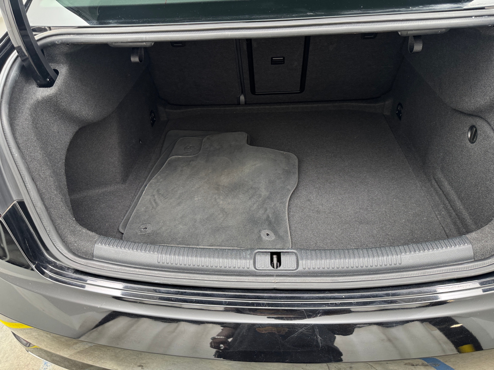 Thumbnail: 2018 Audi A3 - 6