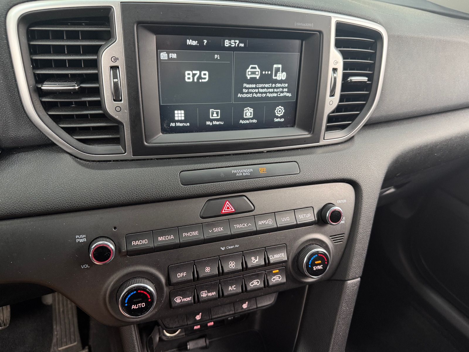 Thumbnail: 2019 Kia Sportage - 4