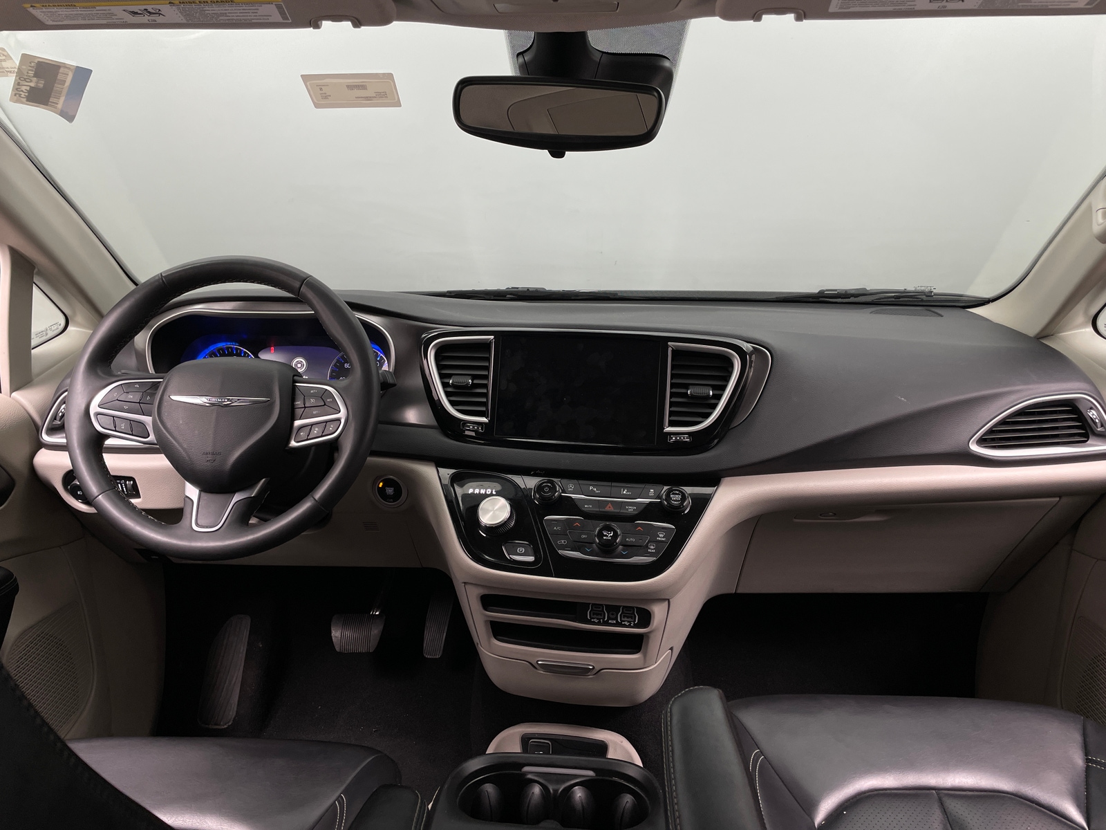 Thumbnail: 2023 Chrysler Pacifica - 2