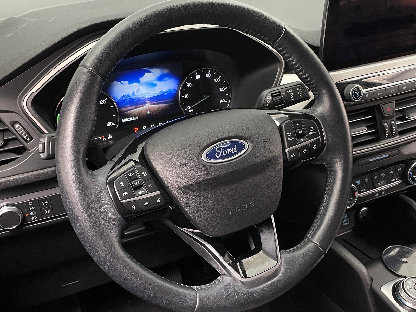 Thumbnail: 2021 Ford Escape - 5