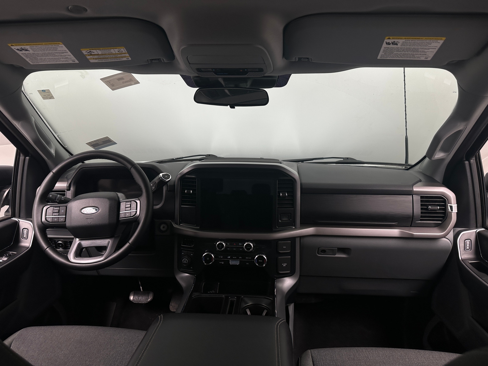 Thumbnail: 2025 Ford Econoline - 3