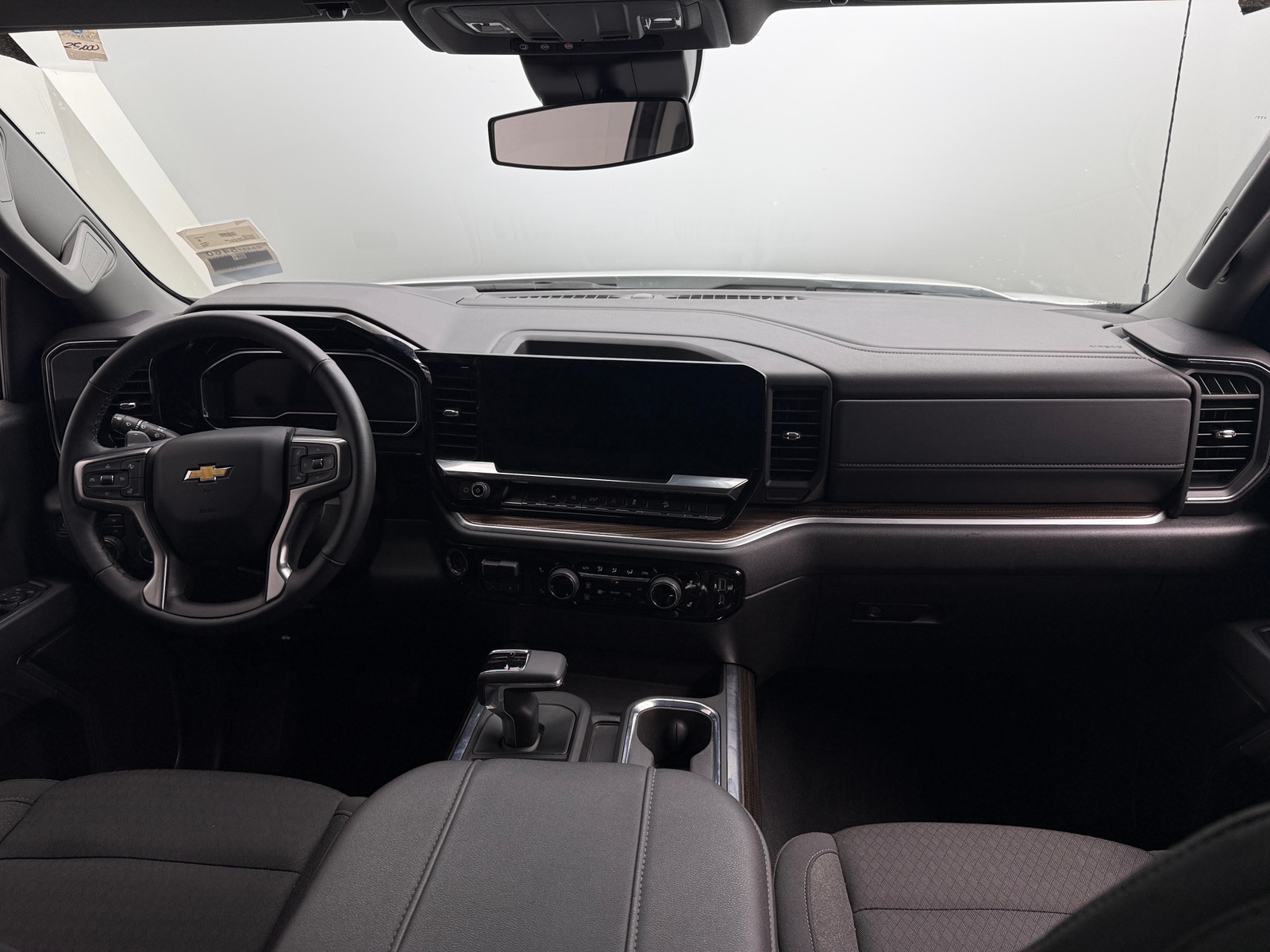 Thumbnail: 2025 Chevrolet Silverado 1500 - 3