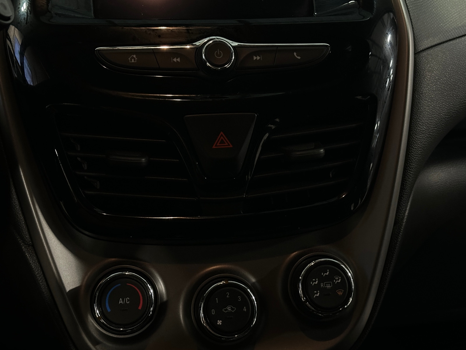 Thumbnail: 2021 Chevrolet Spark - 4