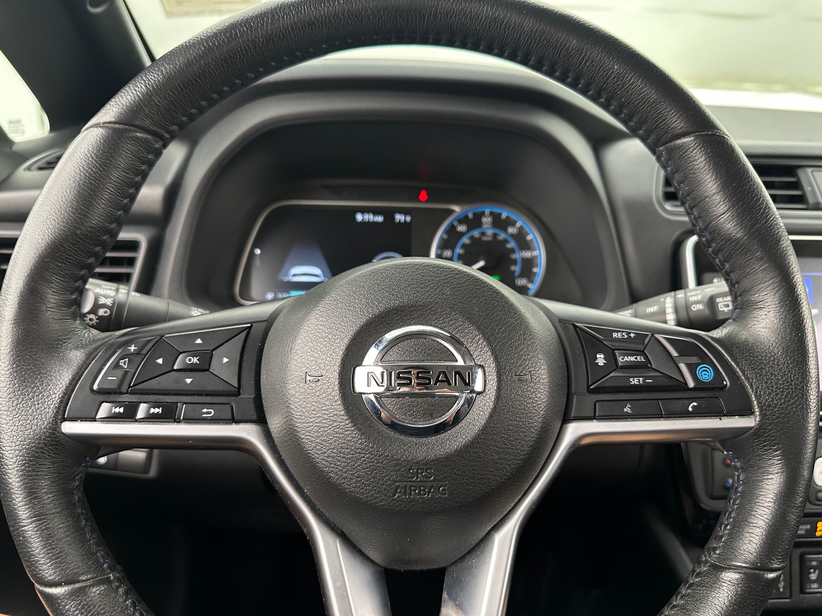 Thumbnail: 2021 Nissan Leaf - 5