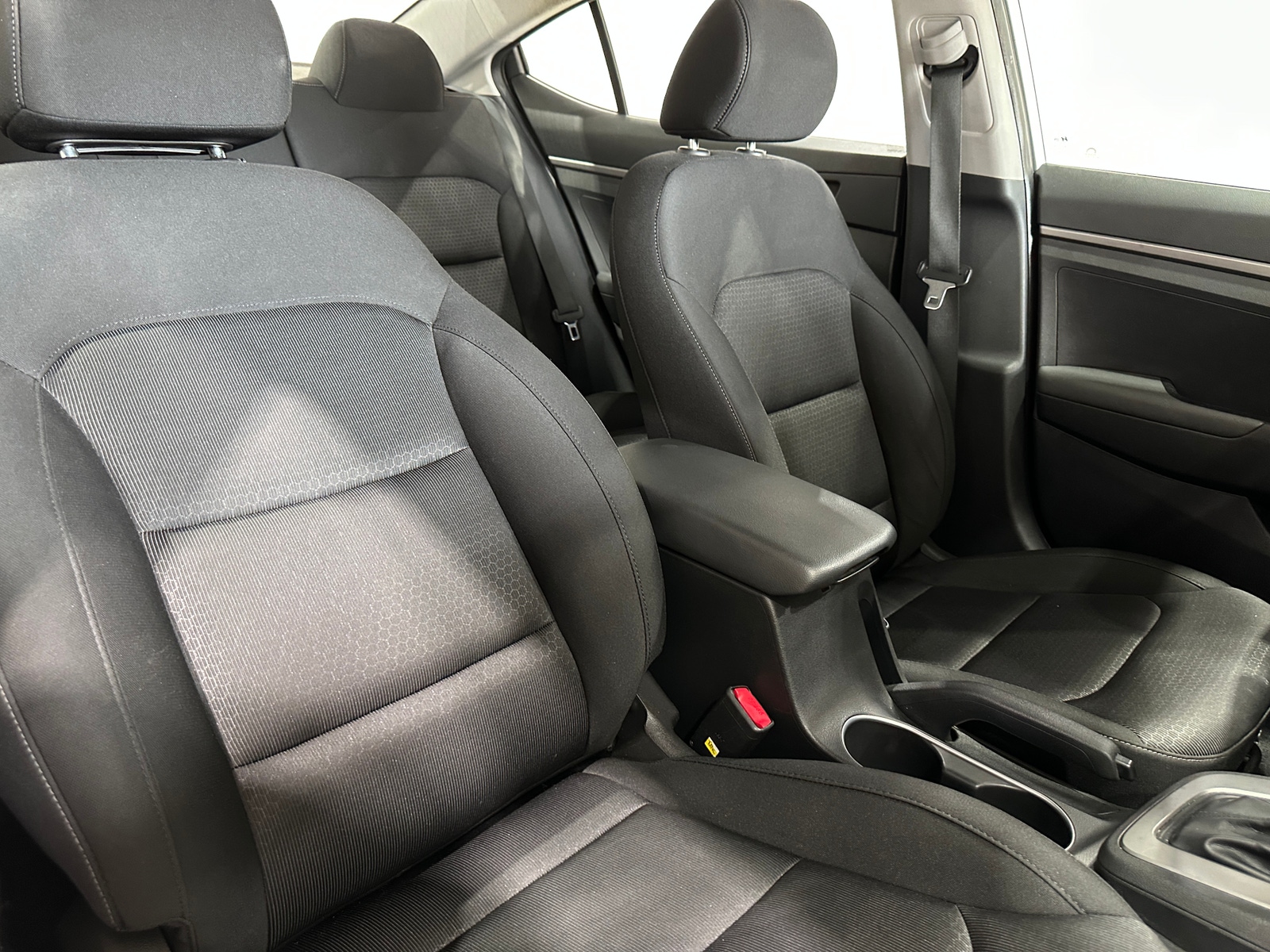 Thumbnail: 2018 Hyundai Elantra - 2