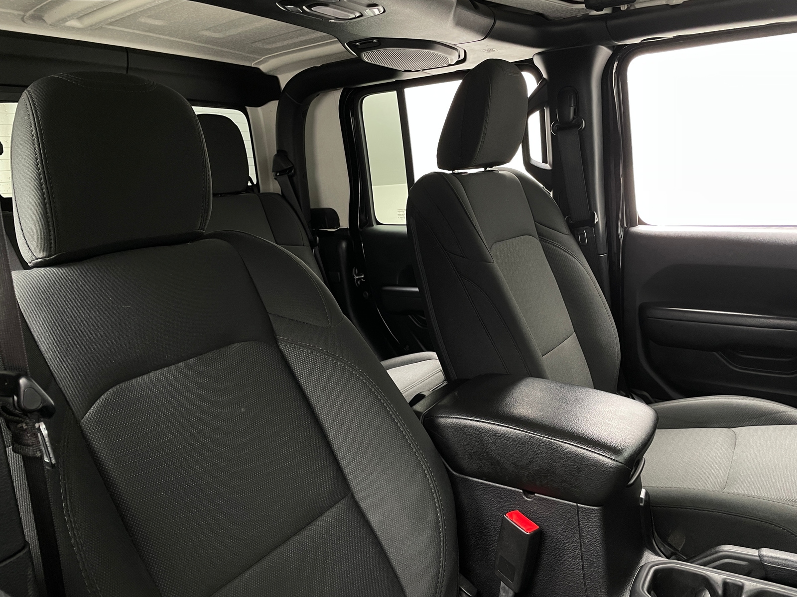 Thumbnail: 2020 Jeep Gladiator - 2