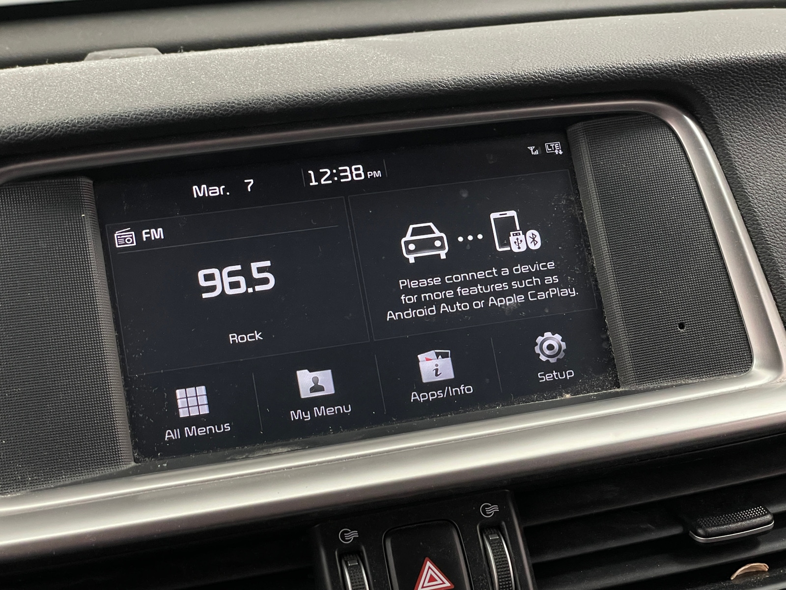 Thumbnail: 2019 Kia Optima - 3