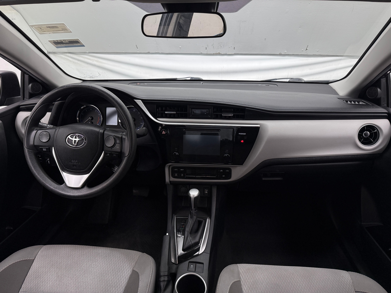 Thumbnail: 2017 Toyota Corolla - 3