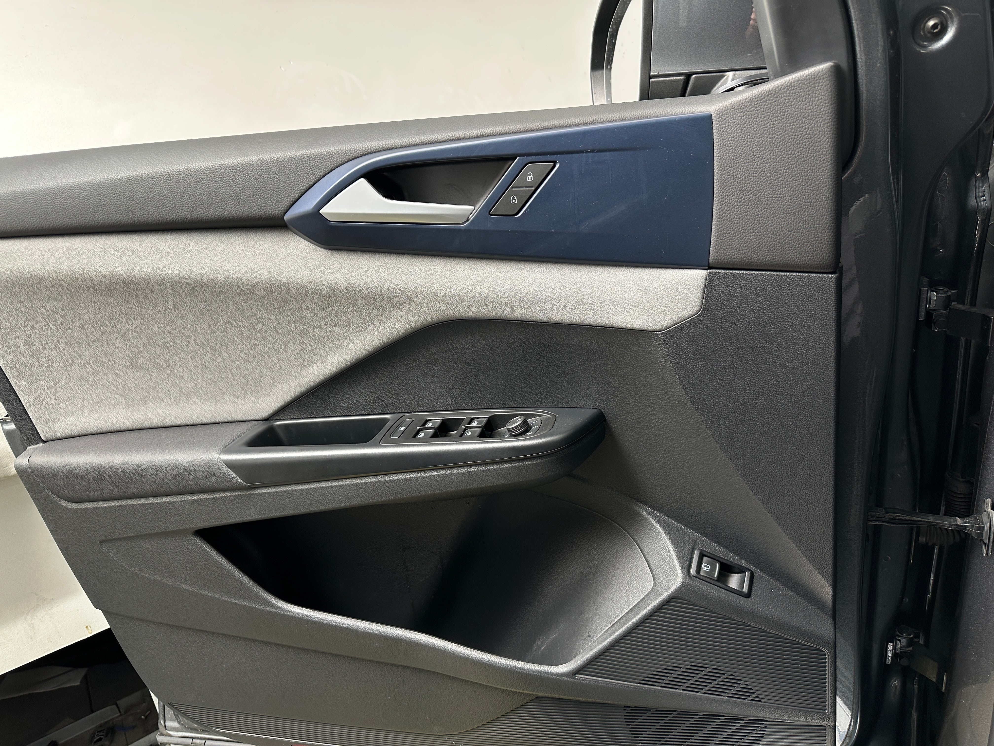 2023 Volkswagen Taos