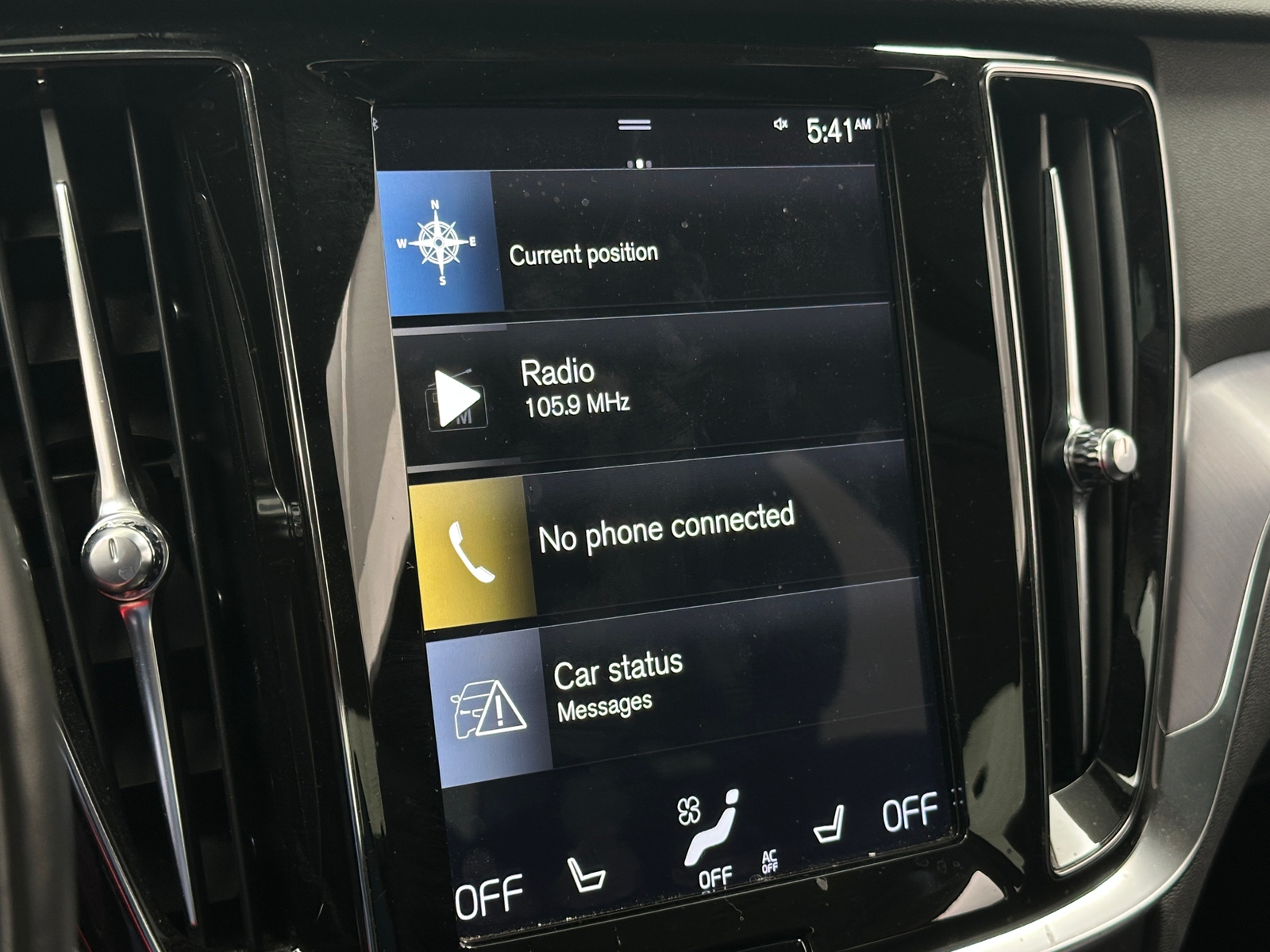 Thumbnail: 2019 Volvo S60 - 3