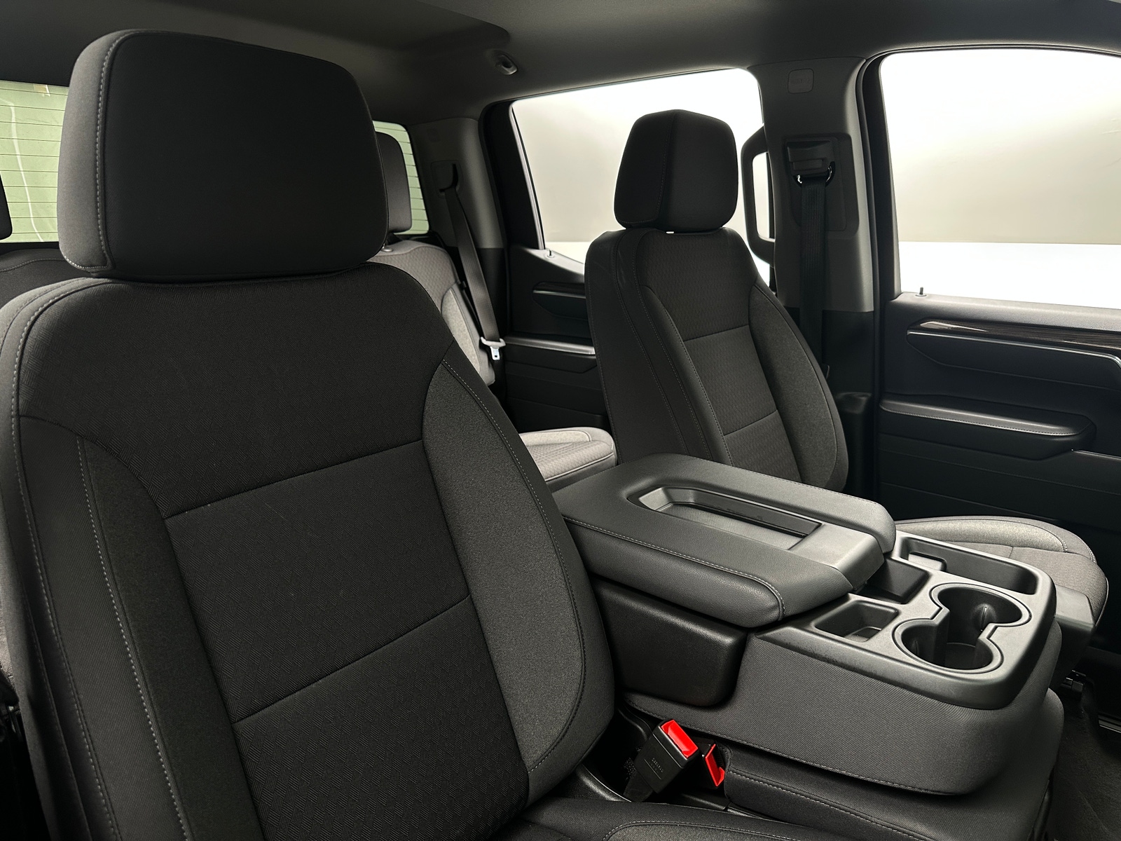 Thumbnail: 2025 Chevrolet Silverado 1500 - 2