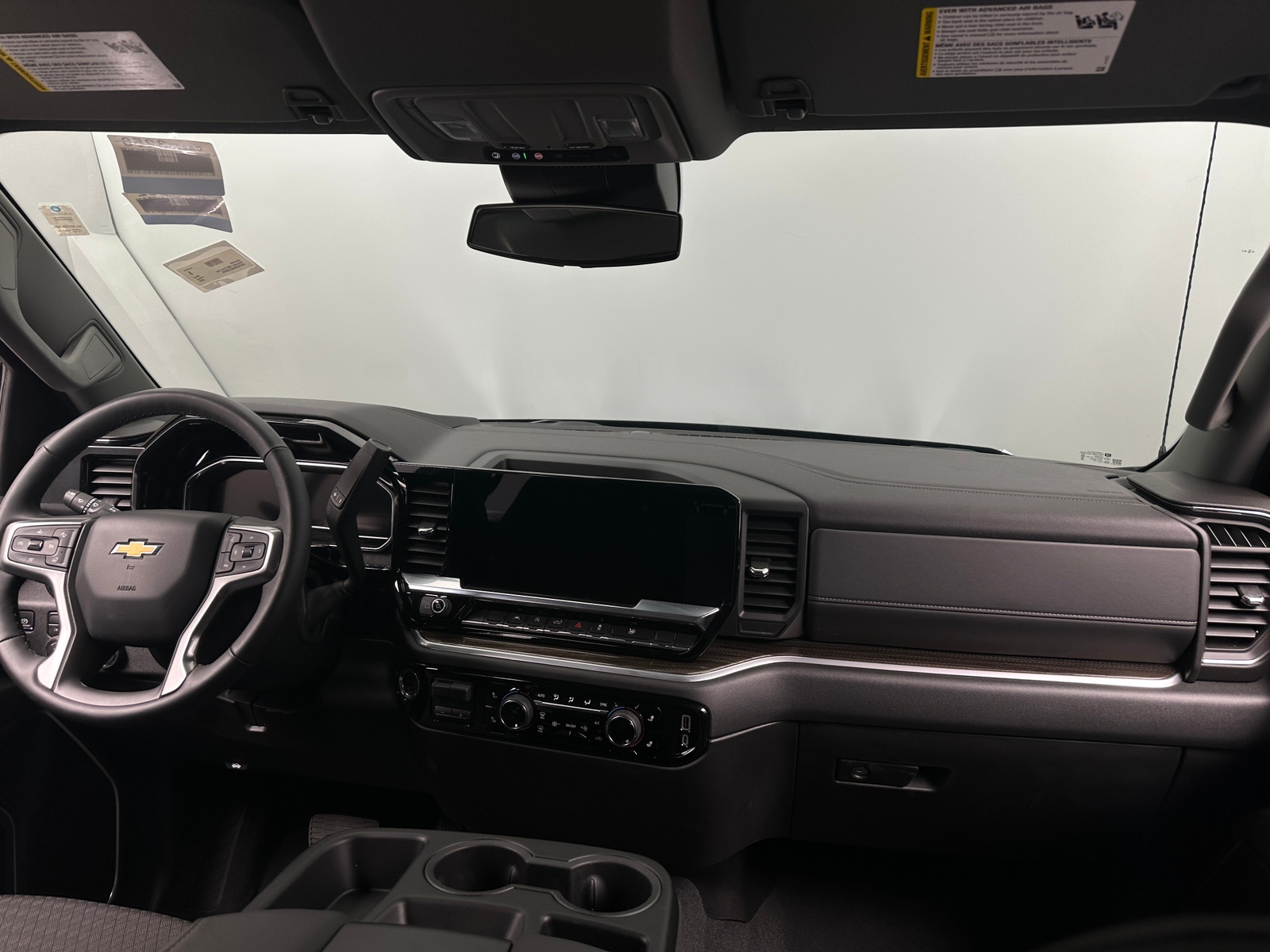 Thumbnail: 2025 Chevrolet Silverado 1500 - 3