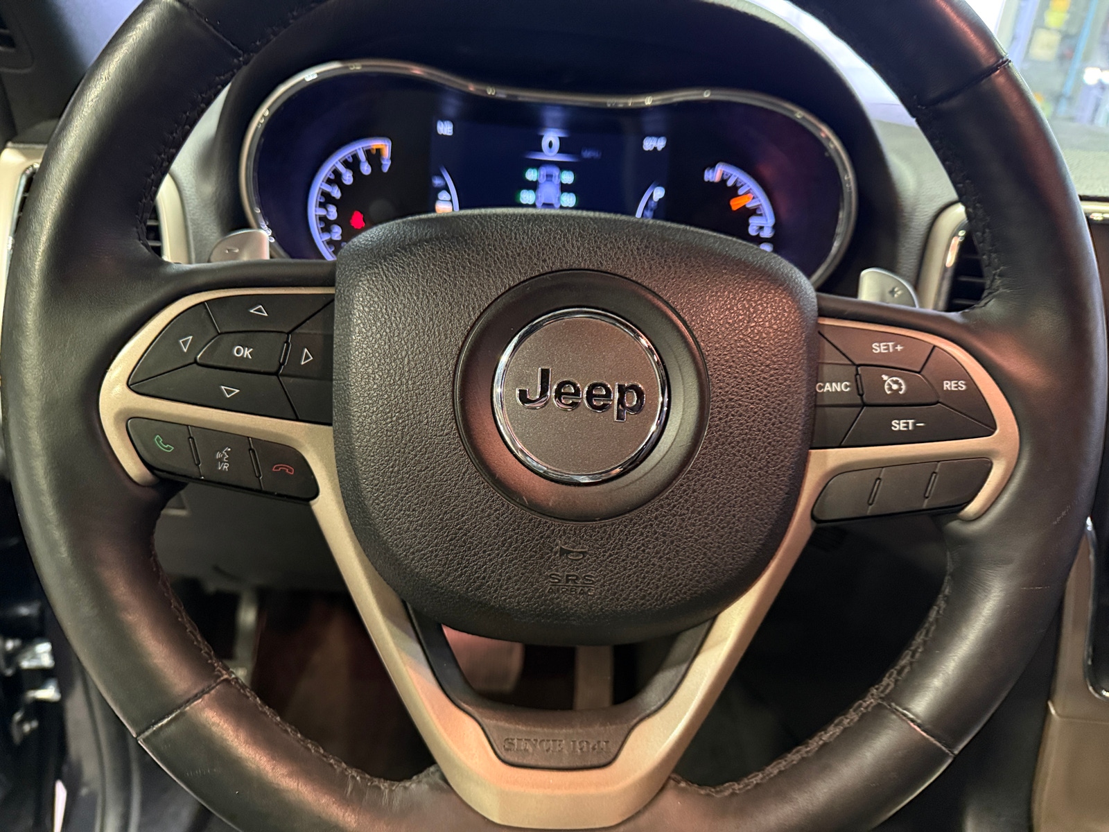 Thumbnail: 2014 Jeep Grand Cherokee - 4