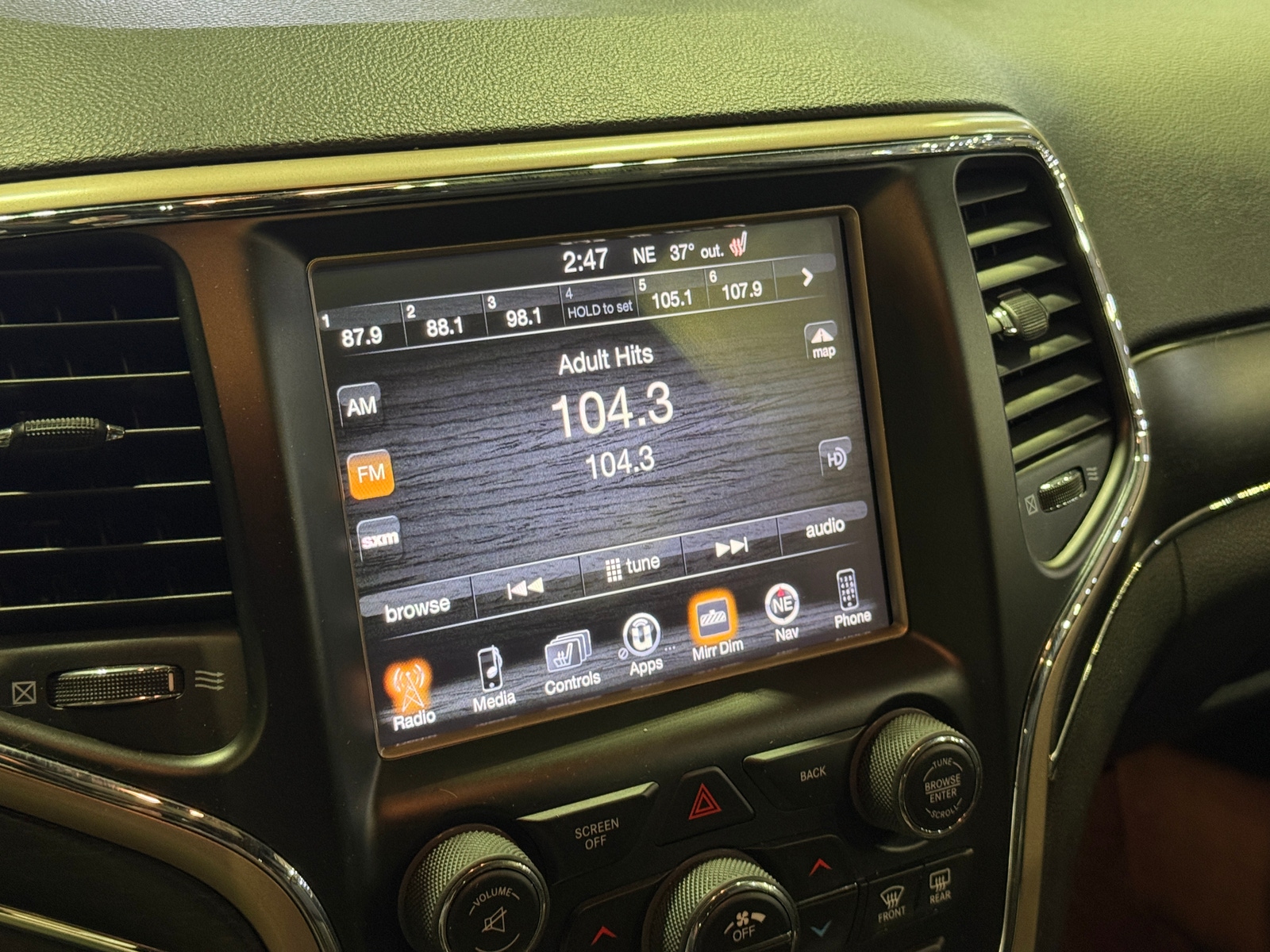 Thumbnail: 2014 Jeep Grand Cherokee - 3