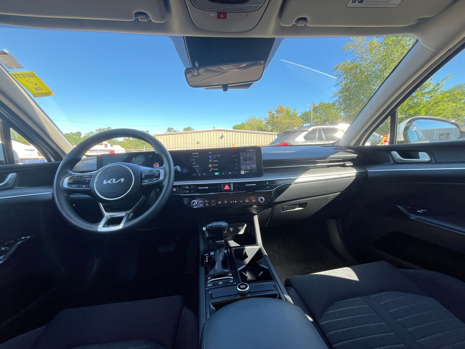 Thumbnail: 2025 Kia K5 - 3