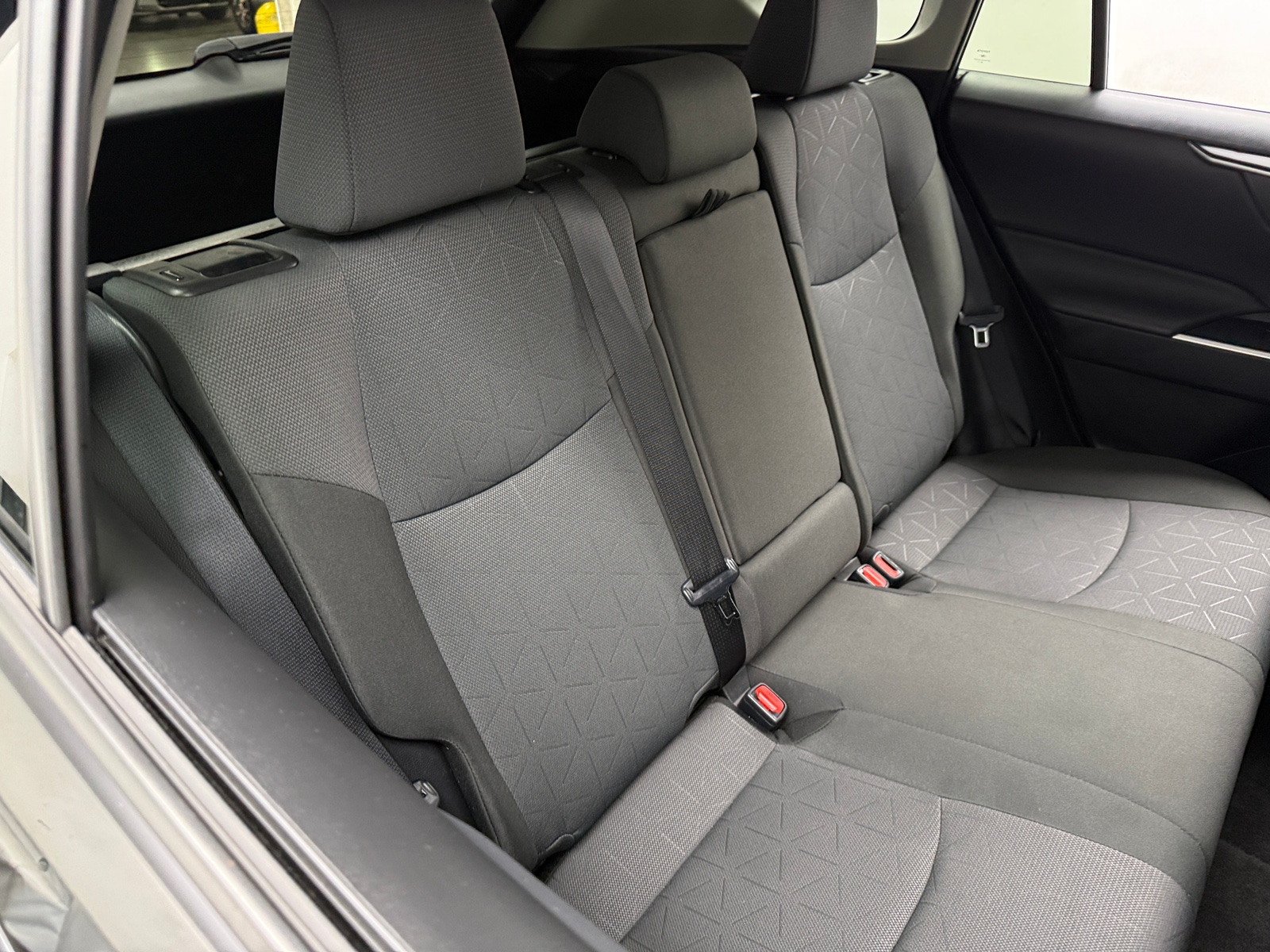 Thumbnail: 2025 Toyota RAV4 - 6