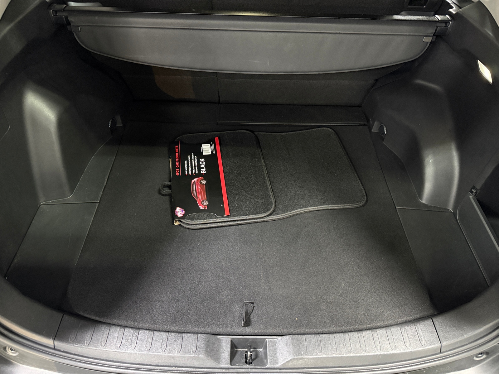 Thumbnail: 2025 Toyota RAV4 - 7