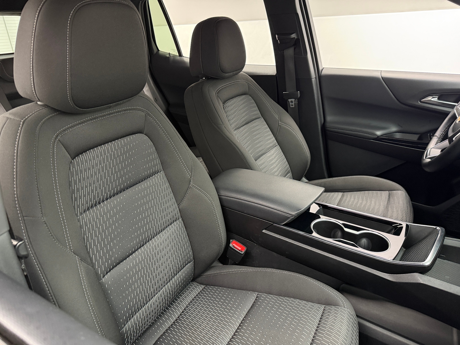 Thumbnail: 2025 Chevrolet Equinox - 2