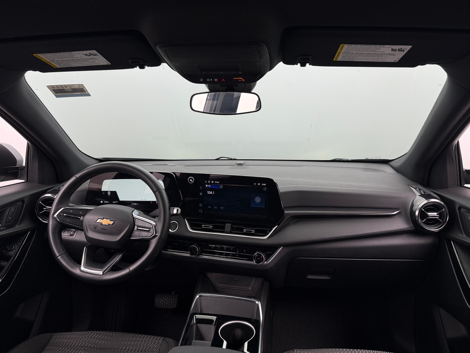 Thumbnail: 2025 Chevrolet Equinox - 3