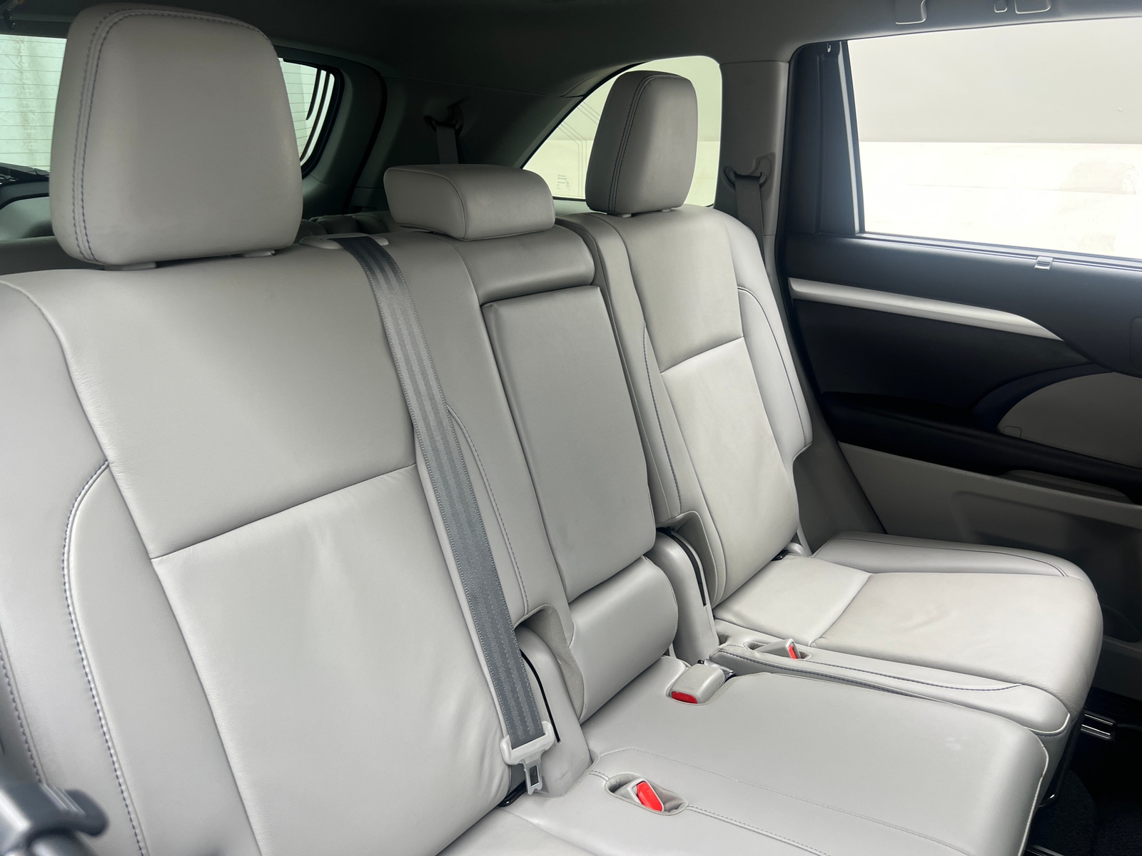 Thumbnail: 2019 Toyota Highlander - 5