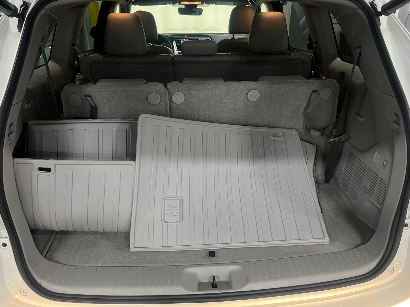 Thumbnail: 2019 Toyota Highlander - 6