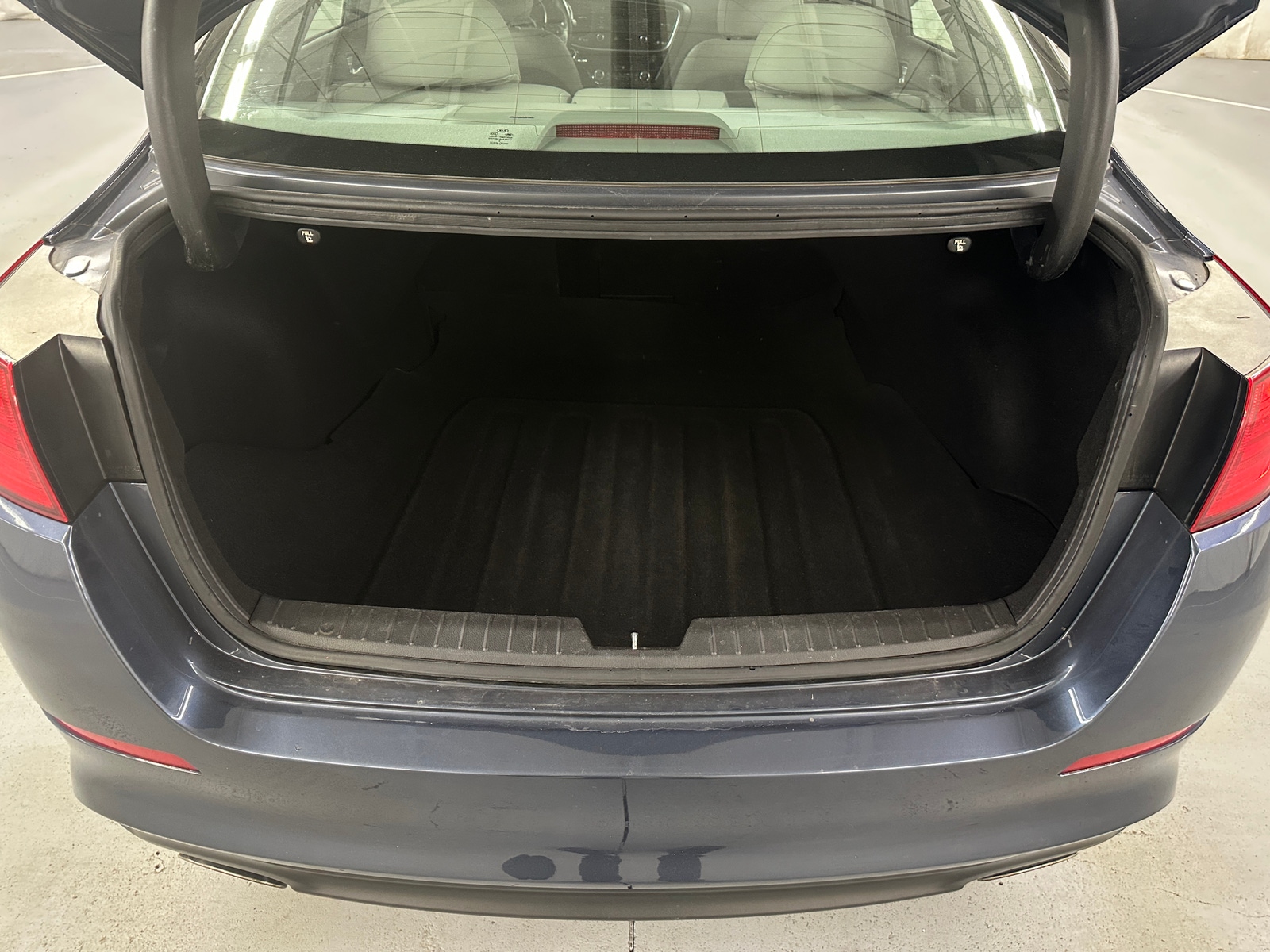 Thumbnail: 2015 Kia Optima - 6