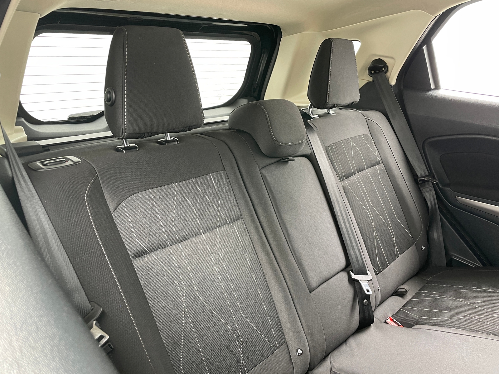 Thumbnail: 2018 Ford EcoSport - 6