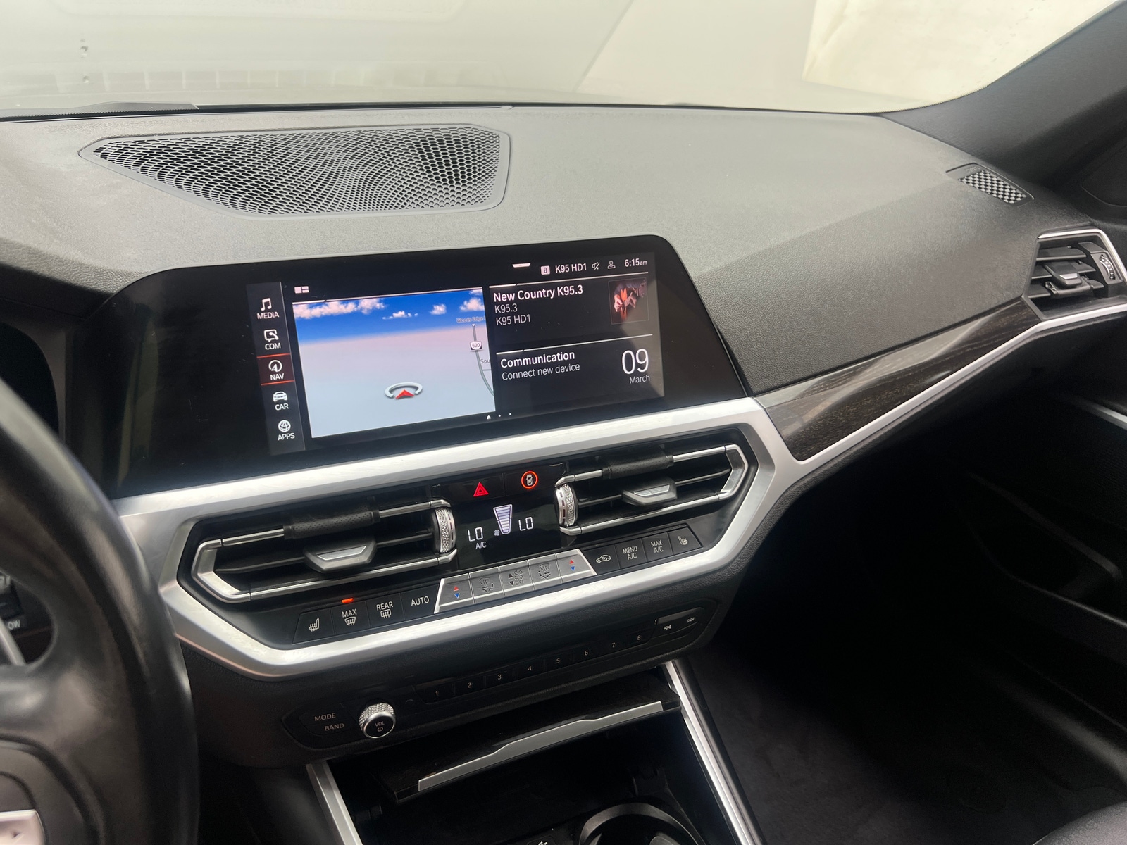 Thumbnail: 2019 BMW 3 Series - 3