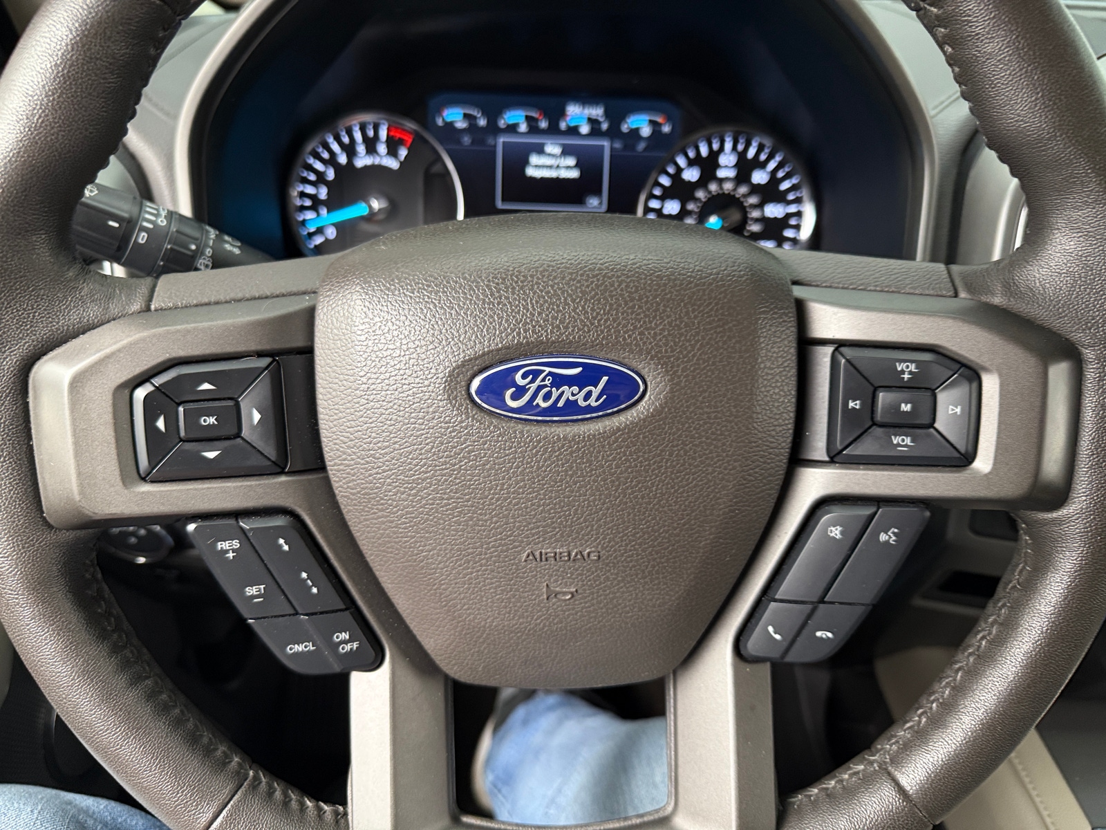 Thumbnail: 2019 Ford Expedition - 4