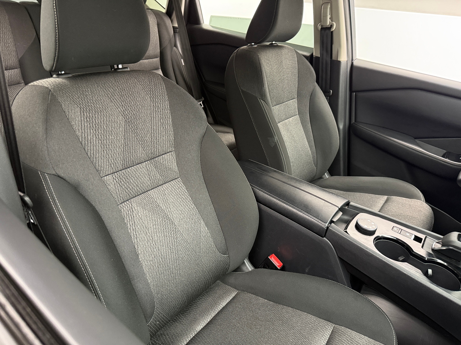 Thumbnail: 2025 Nissan Rogue - 2